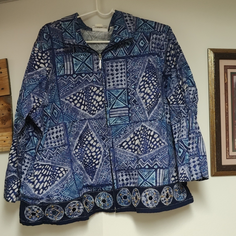 Draper's and Damon's zip up jacket
